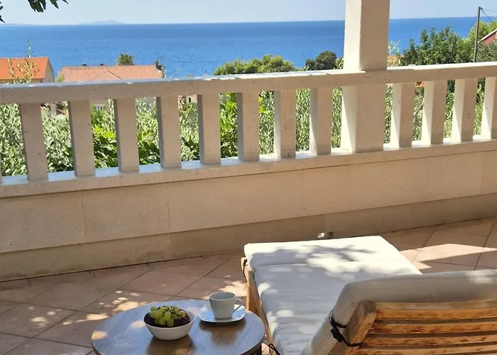 Dolac Gostinjska kuća 4*