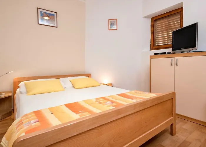 Gostinjska kuća Dolac 4*
