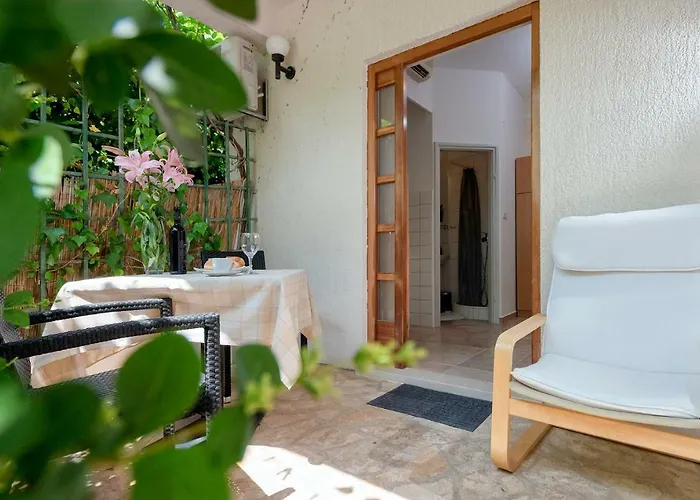 Dolac Gostinjska kuća 4*