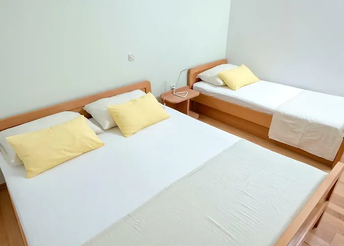 Dolac 4*